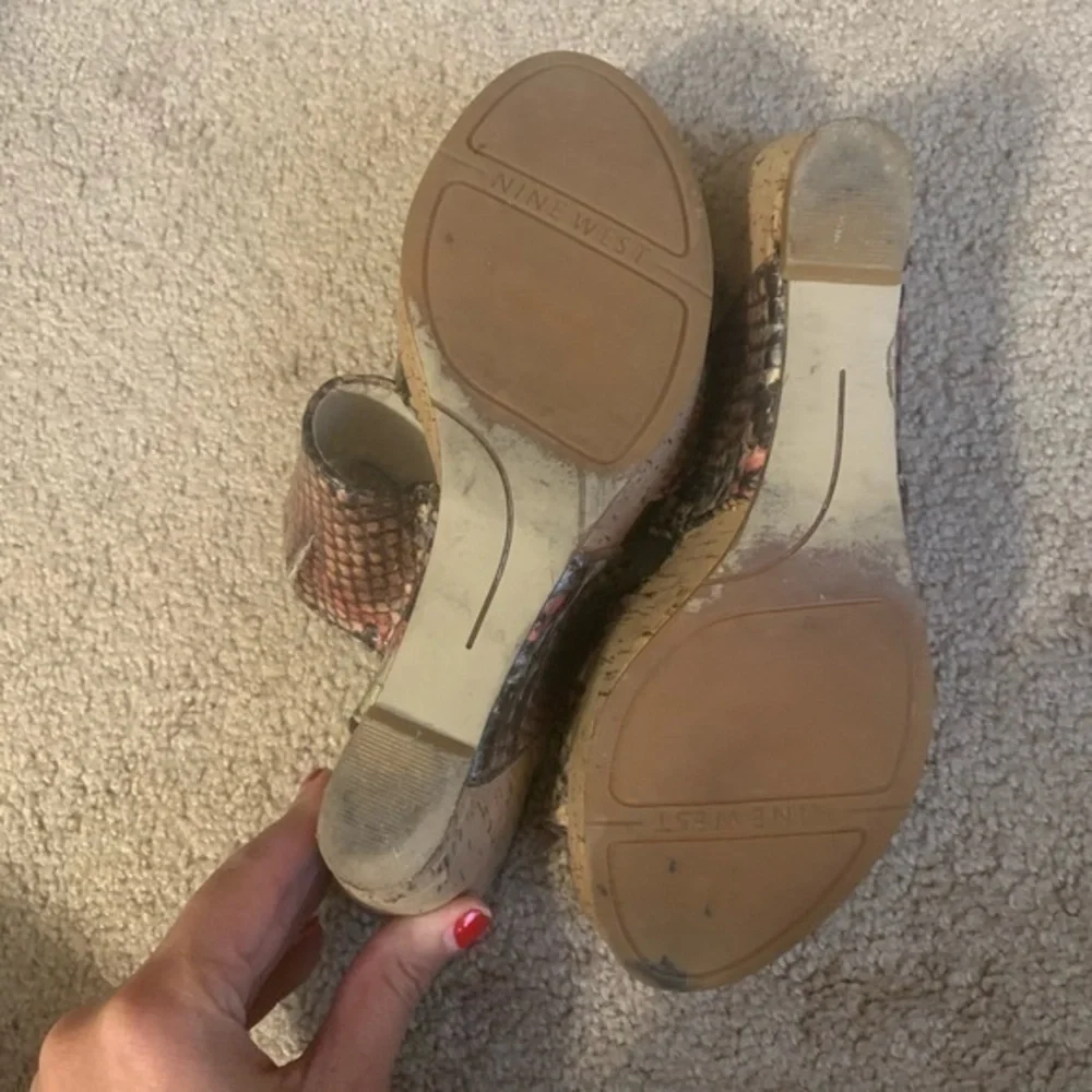 Nine West SnakeSkin‎ Multicolored Wedges 8.5